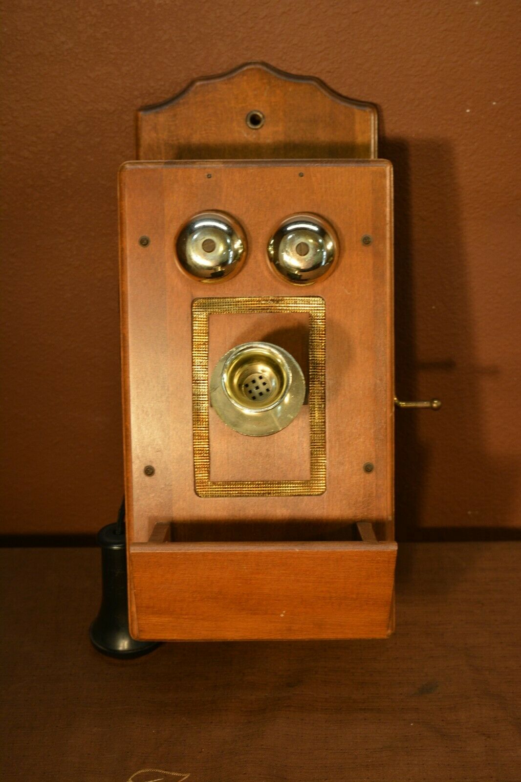 Reproduction Hand-cranked Wall Telephone Radio #420