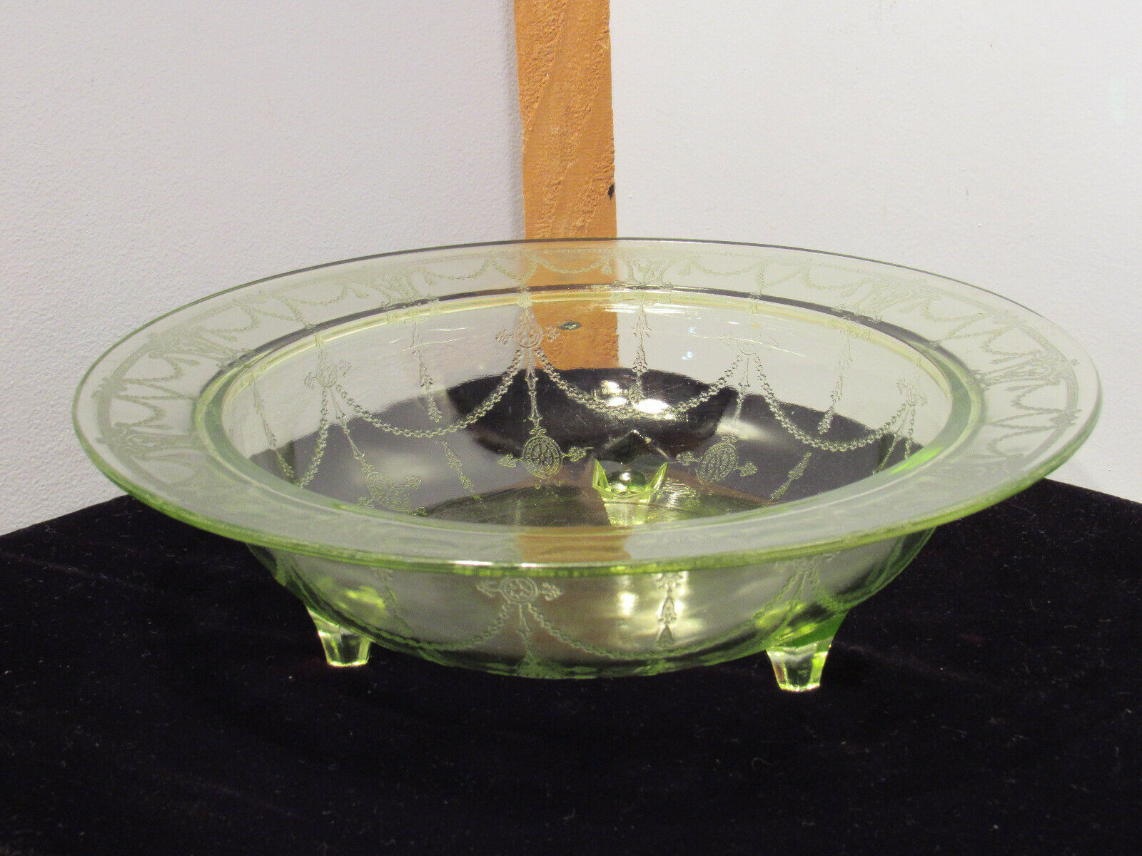 Vintage Green Cameo Ballerina Depression Glass 11 " Console Bowl