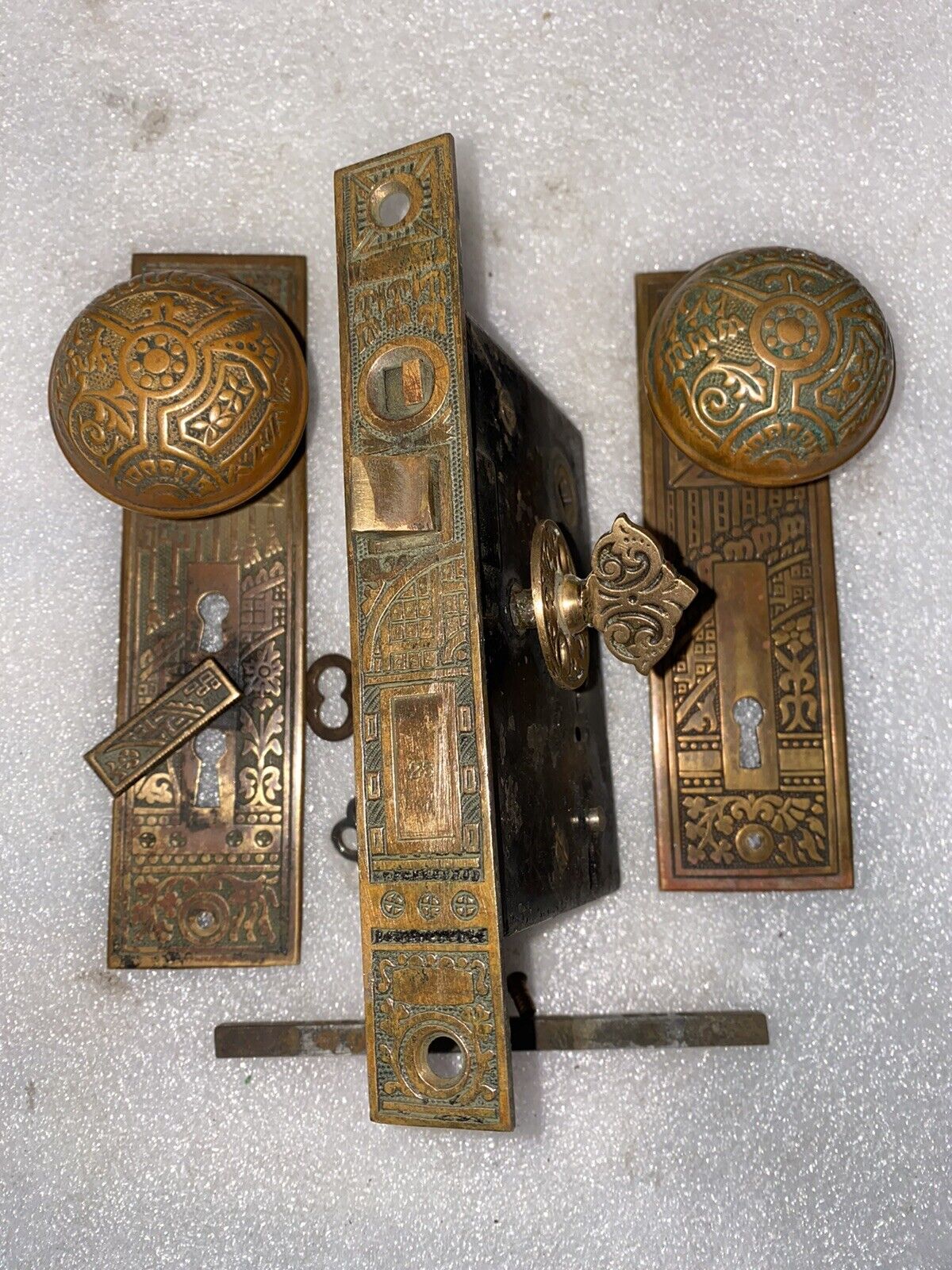 Antique P.f. Corbin Ceylon Exterior Set Mortise Lock & Keys Knobs And Backplates