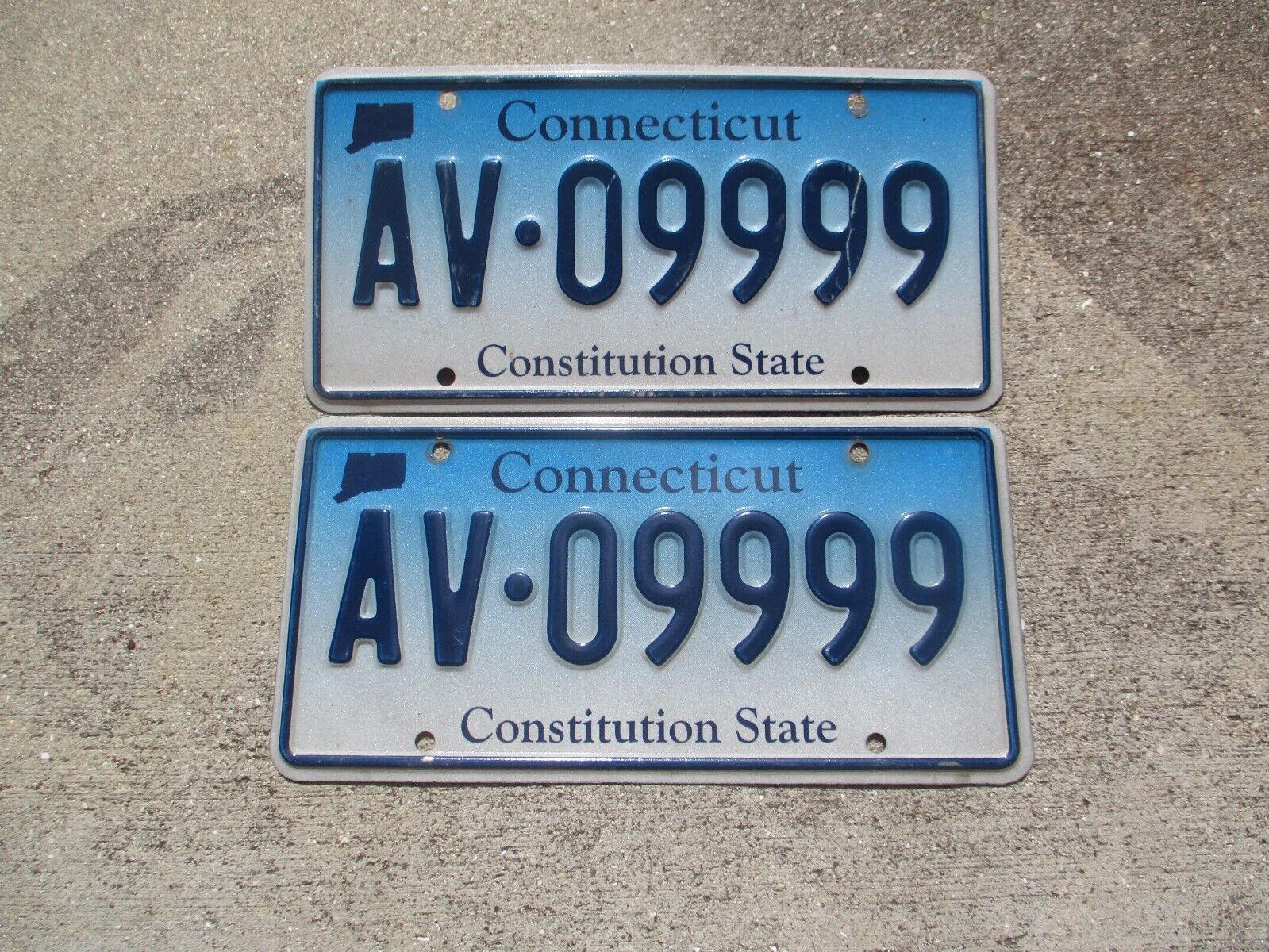 Connecticut License Plate Pair  #  Av - 09999